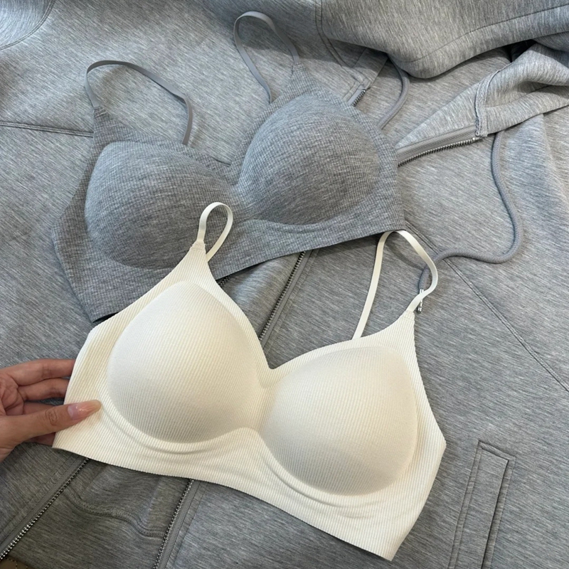 Seamless Underwear for Women, Push-Up for Small Busts, Wireless, Integrated Fixed Cup, 2026 New Popular Style, Beautiful Back, Young Girl Bra Seamless Underwear for Women, Push-Up for Small Busts, Wireless, Integrated Fixed Cup, 2026 New Popular Style, Beautiful Back, Young Girl Bra