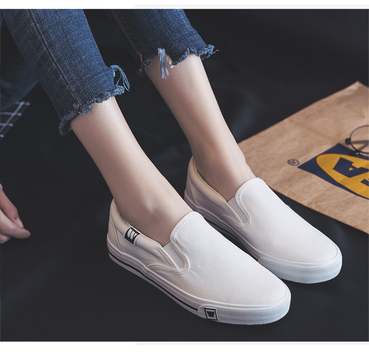 Kéo lại giày nữ giày vải 2019 mới nhỏ màu trắng giày lười một bàn đạp phiên bản Hàn Quốc của mùa hè giày nam thoáng khí hoang dã - Plimsolls giày the thao nam
