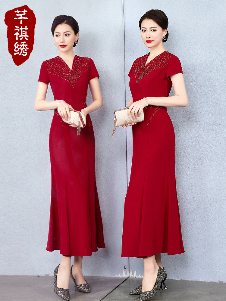 Young mother wedding long version modified acetate forged Cheongsam dress 2021 mother-in-law dress dinner dress noble