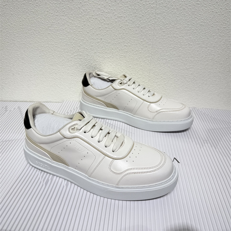 Outlet Clearance Genuine Brand Men's Light Business Air-Cushioned Casual Flat Leather Shoes, Tag Price 1650