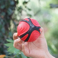 Красный и черный