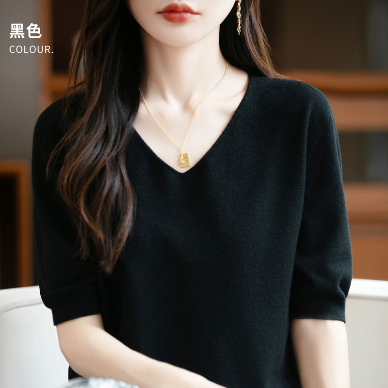 100% Seamless 2026 Spring New Style Five-Quarter Sleeve Knit Sweater for Women, V-Neck Sweater, Base Layer, Mid-Sleeve Loose Top