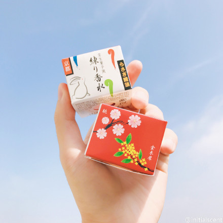 Nhật Bản Nhật Bản nhảy múa ngọc bích thỏ osmanthus balm khiêu vũ Ji thỏ bun nước hoa rắn Jin Mu tê giác dán nước hoa le labo 33