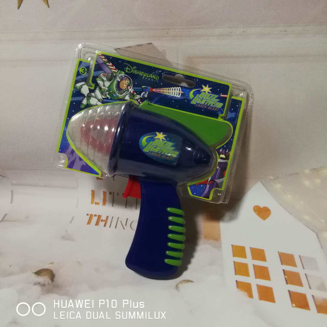 Free of screws and batteries Exit European and American Bath light years Total mobilised lasers OPTICAL ILLUSION Acoustic Light Toy Gun