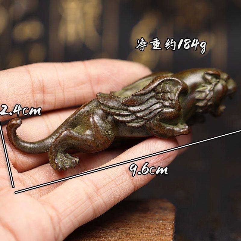 Antique Copper Tiger Figurine, a Great Addition to Your Collection, a Tea Pet, a Hand-Held Ornament, a Ruler, a Home Desktop Decoration Antique Copper Tiger Figurine, a Great Addition to Your Collection, a Tea Pet, a Hand-Held Ornament, a Ruler, a Home Desktop Decoration