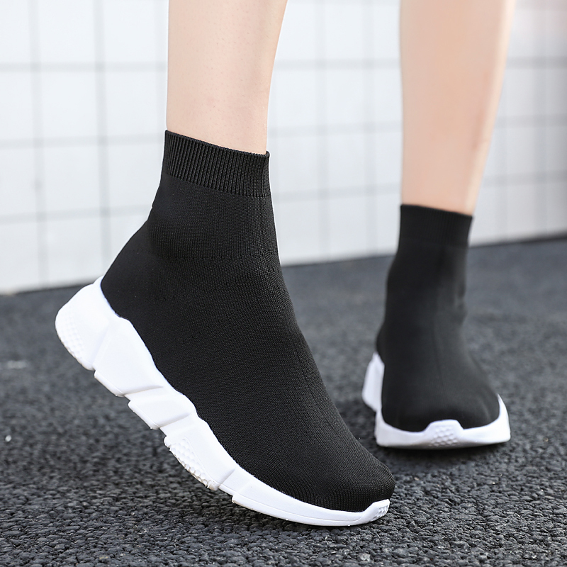 Slip-On Women's Shoes for Spring and Summer, Soft-Soled, Large Size, Suitable for Pregnant Women, High-Waisted Sock Shoes, Fleece-Lined Mom Shoes, Beijing Old Cloth Shoes