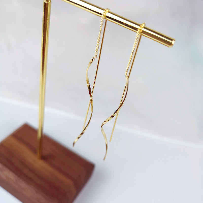 Conspicuous wave ear necklace 2022 New tide pure silver temperament Long version Stream Soar earrings minimalist South Korean earrings