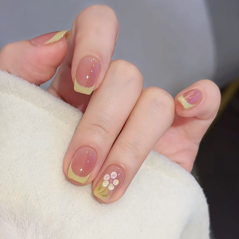 Lemon Yellow 2026 New Wearable Nails Short French Manicure Spring/Summer Dopamine Handmade Nail Tips Pure Desire Hand-Painted