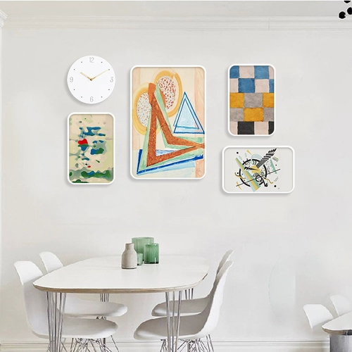 Гостиная нордическая стиль декоративное живопись диван фоновая стена висящая живопись простой стиль абстрактный