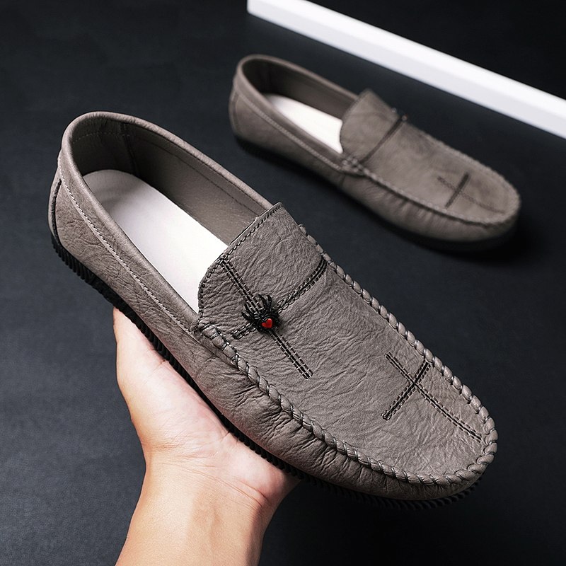 Doudou shoes men's autumn 2022 new trend men's casual shoes autumn and winter models lazy slip-on leather shoes soft sole