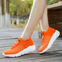 Оранжевый (стандарт женской обуви, мужчина с небольшим размером