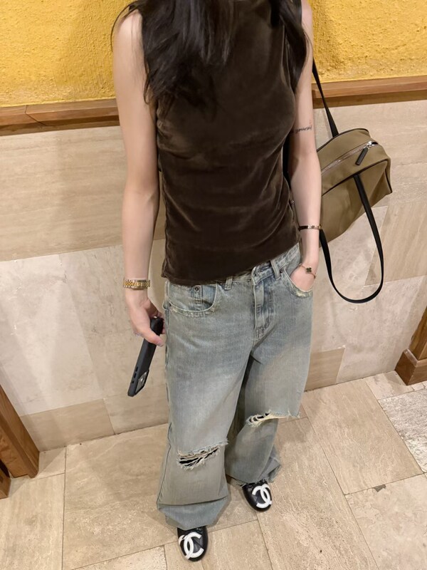 Allin Genuine 2026 Autumn New Ripped Jeans Washed Korean Style
