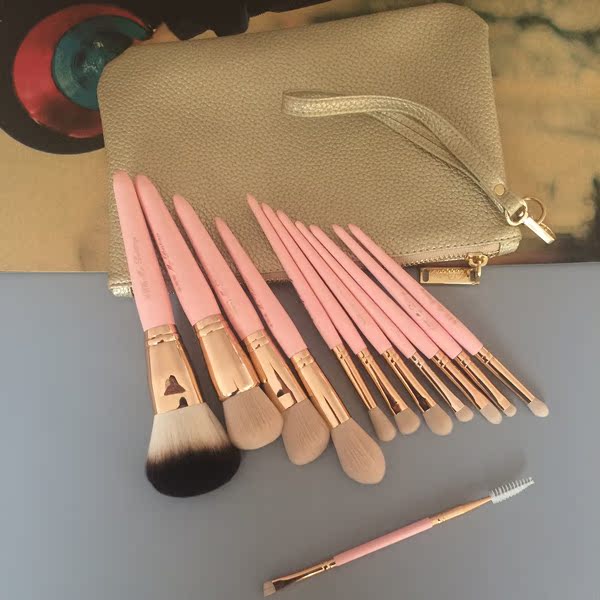 化妆刷樱花粉12支套装刷散粉腮红粉底修容高光眼影晕染眉刷送刷包