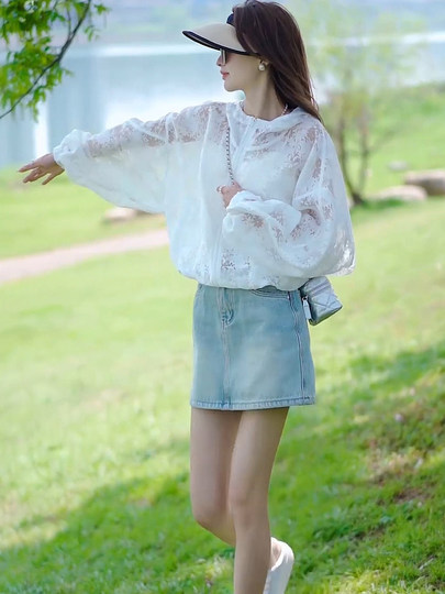 New Chinese-Style Short Hooded Sun Protection Jacket for Women, Thin Coat, New 2025 Popular Style, Loose Top for Petite Figures