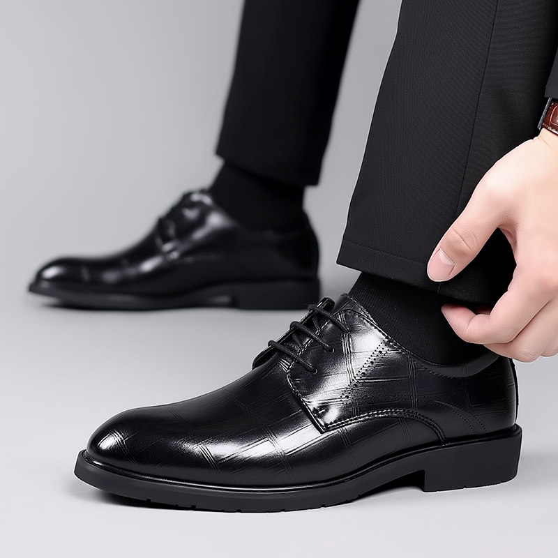 2025 New Leather Shoes for Men, Business Formal Wear, Genuine Leather, Soft Sole, Casual Derby Shoes, British Style, Thick Sole, Wedding Groom Shoes