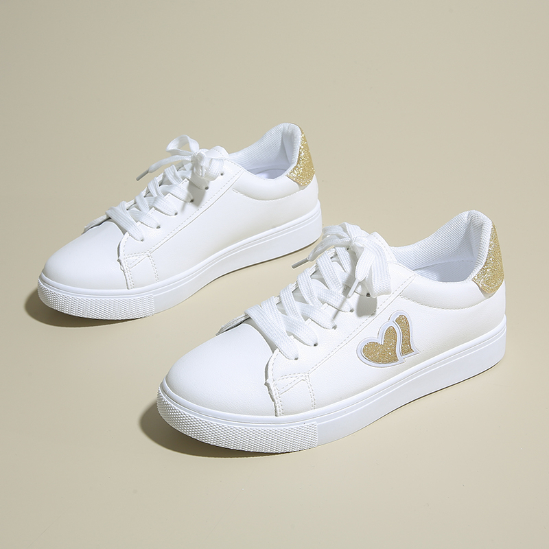 Spring Leather Heart-Patterned White Sneakers for Women, 2025 New Popular Style, Trendy Soft-Soled Sneakers with Heart-Shaped Details