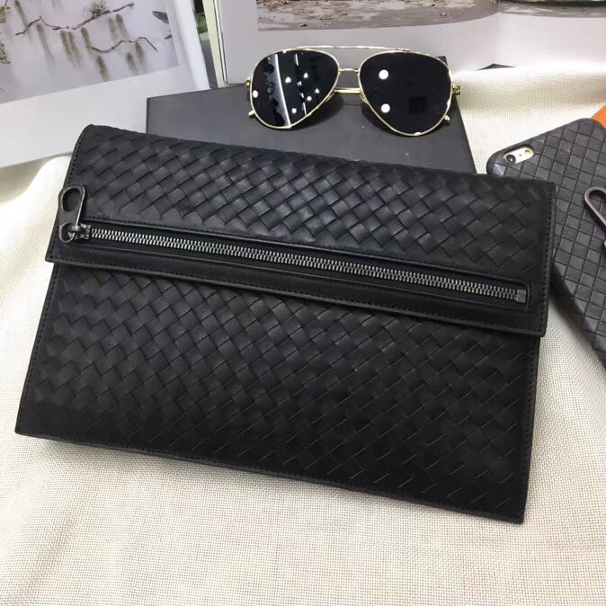 Tire Woven Men's Bag Handbags 2022 New European And European Fashion Texture Business Minimalist Flip Hands Bag Owner Bag