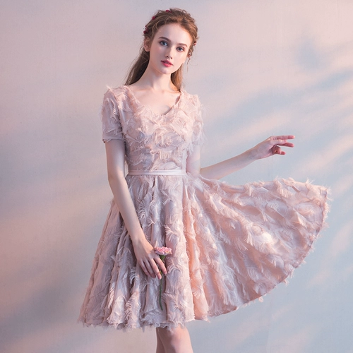 Короткое вечернее платье, подходит для подростков, для подружки невесты