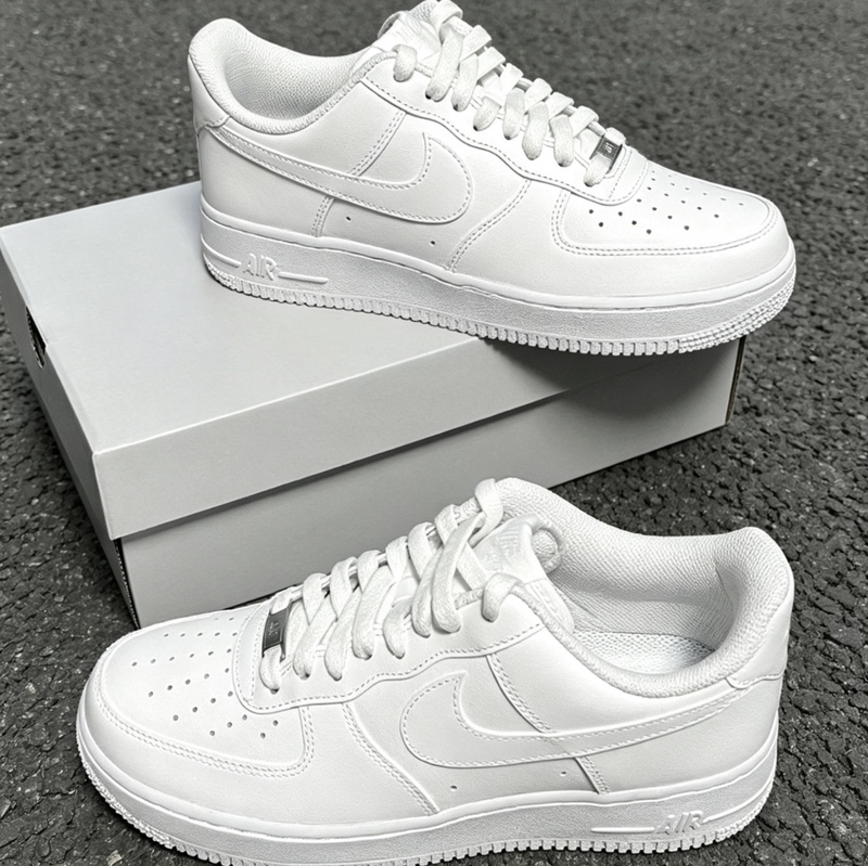 Nike Air Force 1 Classic Sneakers for Men and Women, Sports and Casual Shoes Cw2288-111