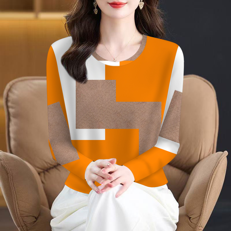 New 2025 Autumn Mother's Clothing Long-Sleeve Round-Neck Versatile Spring and Autumn Fashion Slim-Fit T-Shirt for Middle-Aged and Elderly Women to Cover the Belly