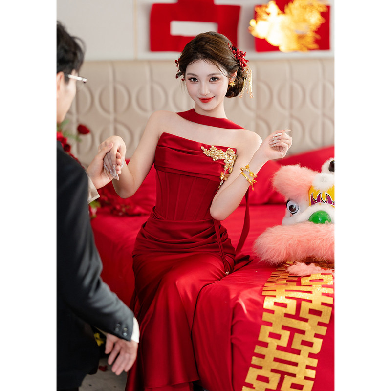 Red Strapless Toast Dress for the Bride, 2026 New Model, High-End Luxury Niche Wedding Robe, Engagement Evening Gown