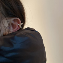 Lou Haha] South Koreas new mermaid tail super fairy zircon micro-inlaid pearl ear bone clip niche designer ear clip