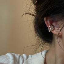 Lou Haha] French retro twist vintage ear clip middle ancient no ear hole ear bone clip high-end ear hanging female