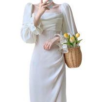 High-cold royal sister style white dress for women spring 2024 new style for small people to wear with a western-style waist miniskirt