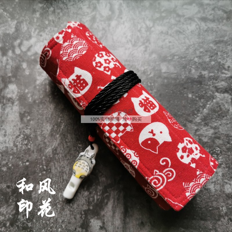 One Knots new red hand for wind and wind bronzing gold pen containing bag pen curtain Cat Red Fashion Curl Pen Bag