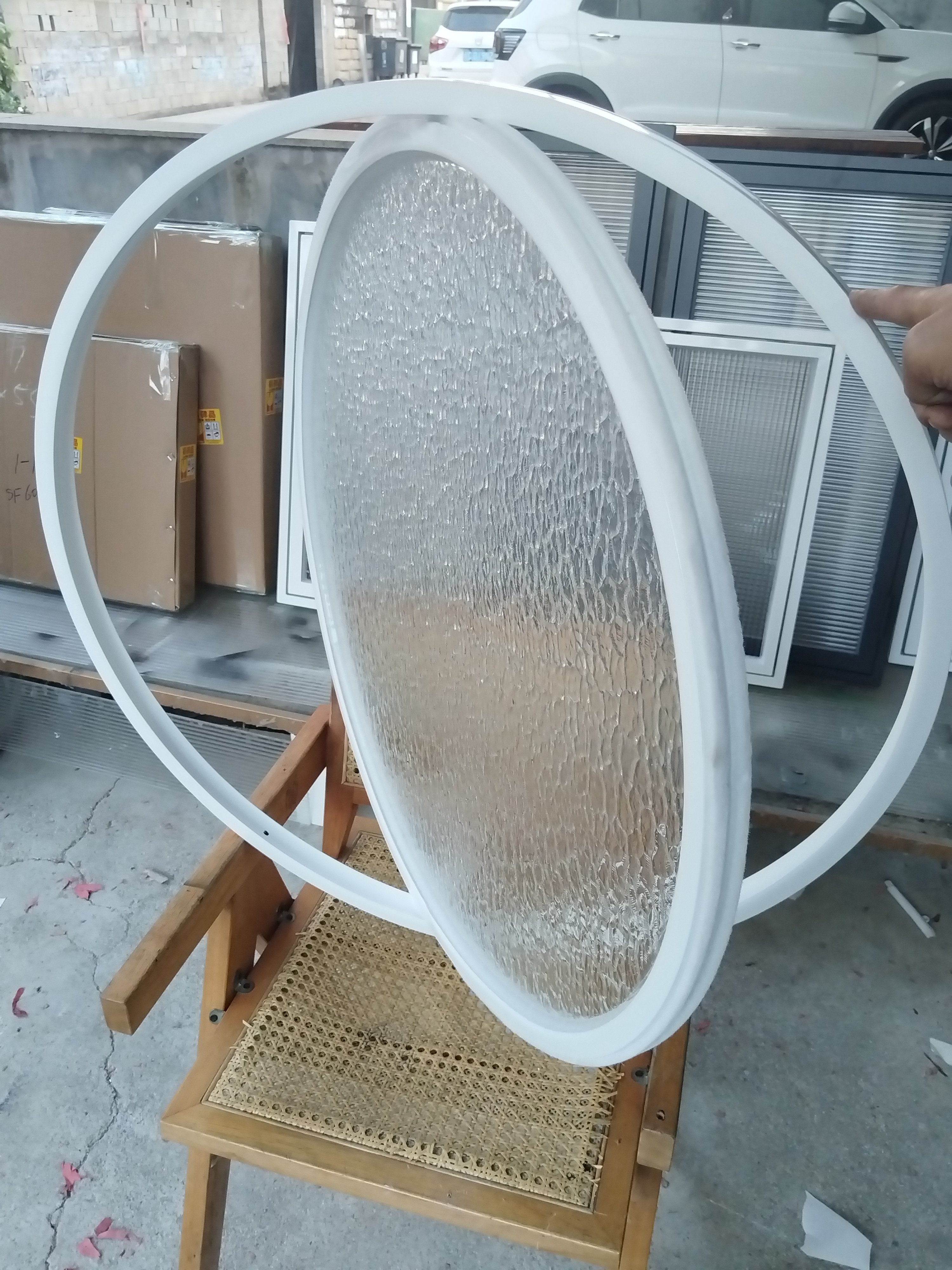 Arc-Shaped Window with Central Axis Rotation, Round Window, Moon Window, Indoor Circular Glass Window, Loft View Round Window Manufacturer