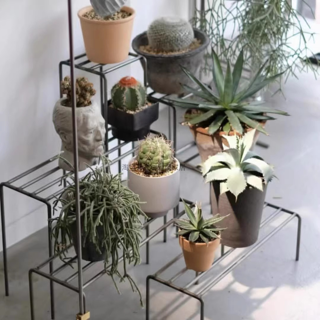 Japanese-Style Minimalist Iron Flower Stand Side Table Floor-Standing Flower Pot Indoor Balcony Corner Flower Stand Green Plants Flower Shop