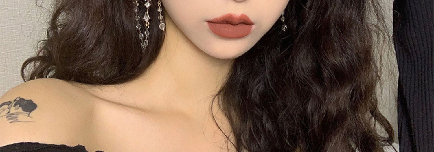 Bóng mắt Novo long lanh ngọc trai không thấm nước lưới đỏ kỳ lân bốn màu ct bóng mắt đĩa siêu lửa sinh viên chẵn lẻ - Bóng mắt bảng mắt bh cosmetic