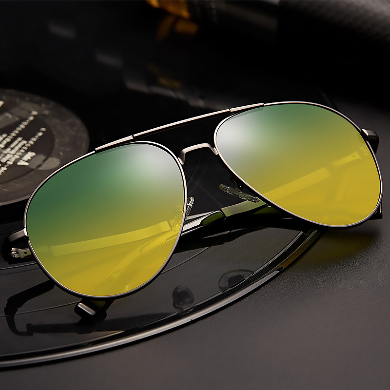 Day and night dual-use polarized sunglasses high-definition night vision goggles driving sunglasses male night driving special anti-high beam