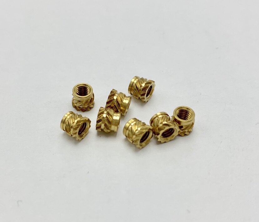 M1 6 earth 8 twill injection moulding rolling flowers copper flowers mother copper insert inclined flower hot pressing hot-pressing hot-melt locking screw copper pre-buried