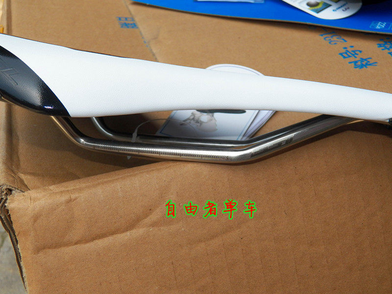 Selle de vélo cyclisme sur route GIANT - Ref 2346707 Image 9