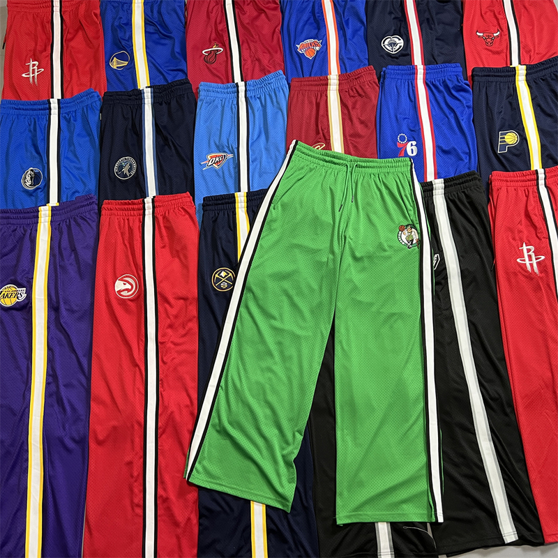 Exported to Foreign Countries, Original Ug Collaboration Professional Basketball Team Embroidered Large-Size Straight-Leg Pants, Sports Casual Trendy Long Pants Exported to Foreign Countries, Original Ug Collaboration Professional Basketball Team Embroidered Large-Size Straight-Leg Pants, Sports Casual Trendy Long Pants