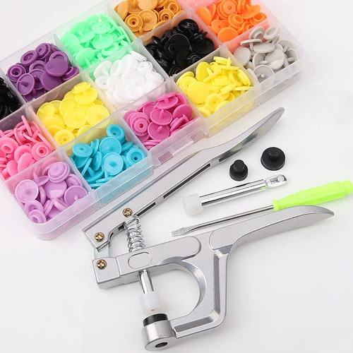 Цветная смола Четырех -в -хард -инсталляция