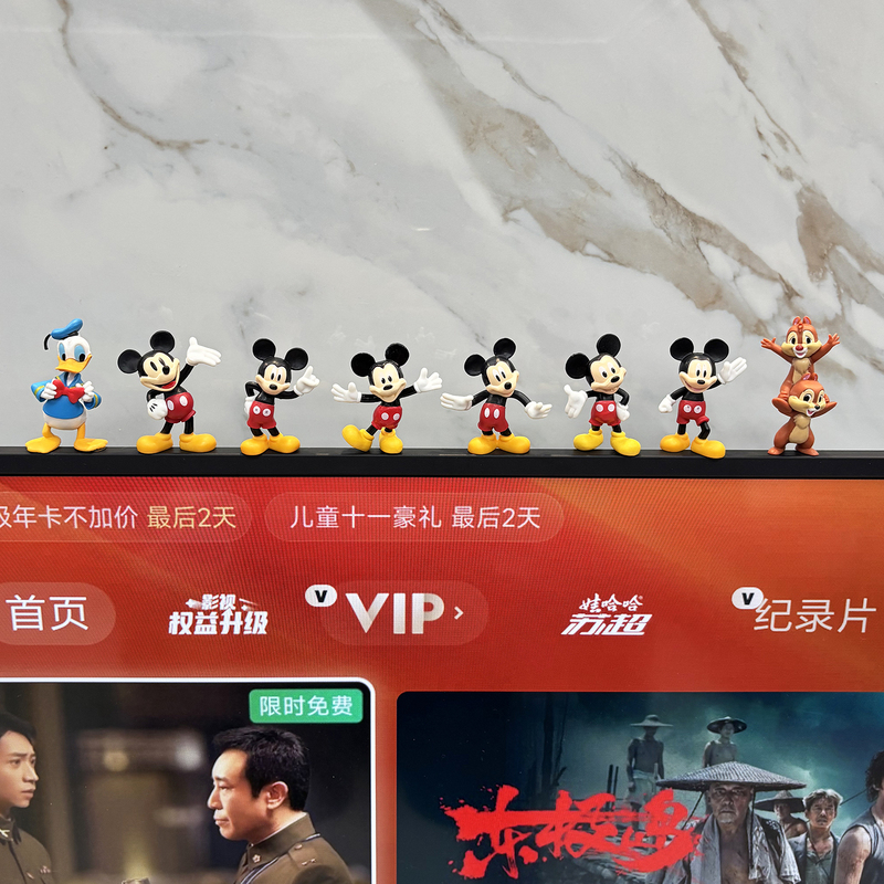 Ornaments on the Tv Frame in the Living Room, Disney Cute Car Center Console Mickey Mouse Car Decorations