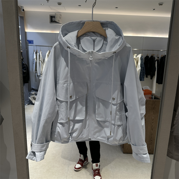 European Style 872708 Large Pocket Workwear Trench Coat with Hood, Short Jacket for Spring, Loose Casual Slimming Versatile Jacket