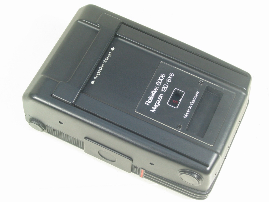 The 6000 series with the 6X6's back by the LolleRollei Rollei 6000 series.