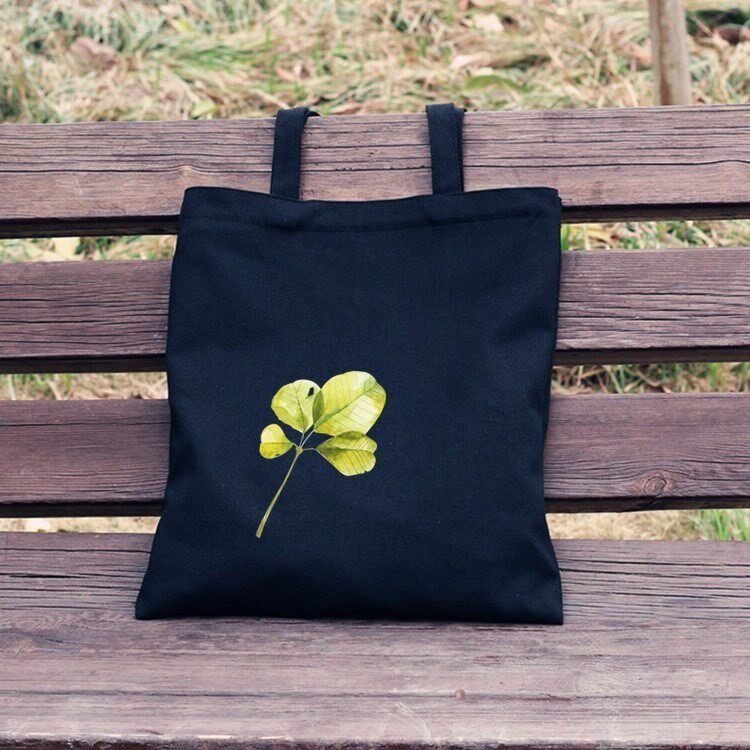 Simple single shoulder canvas pack portable white travel simple college students travel pattern Black girl dual-use campus