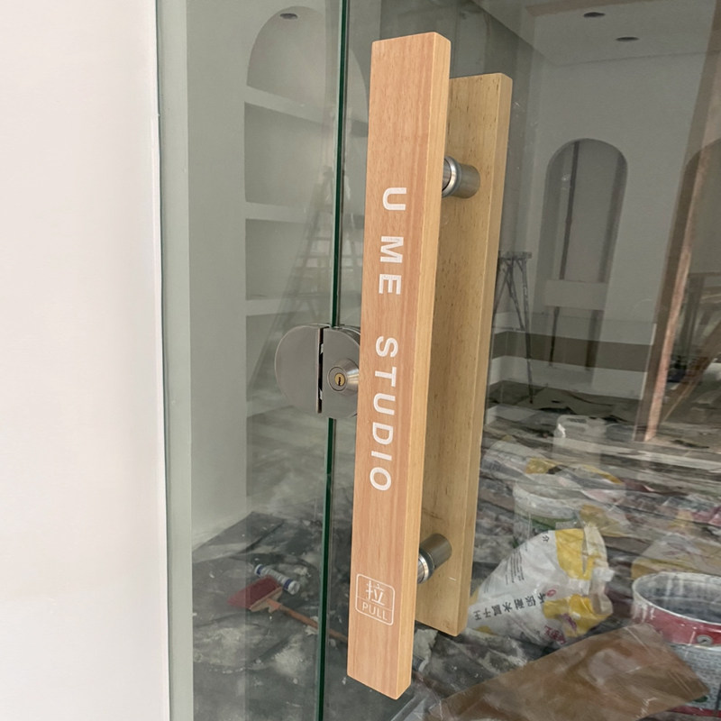 Custom Logo Glass Door Handle Gate Handle Hotel store KFC Kendi Gate individuality creative solid wood engraving character