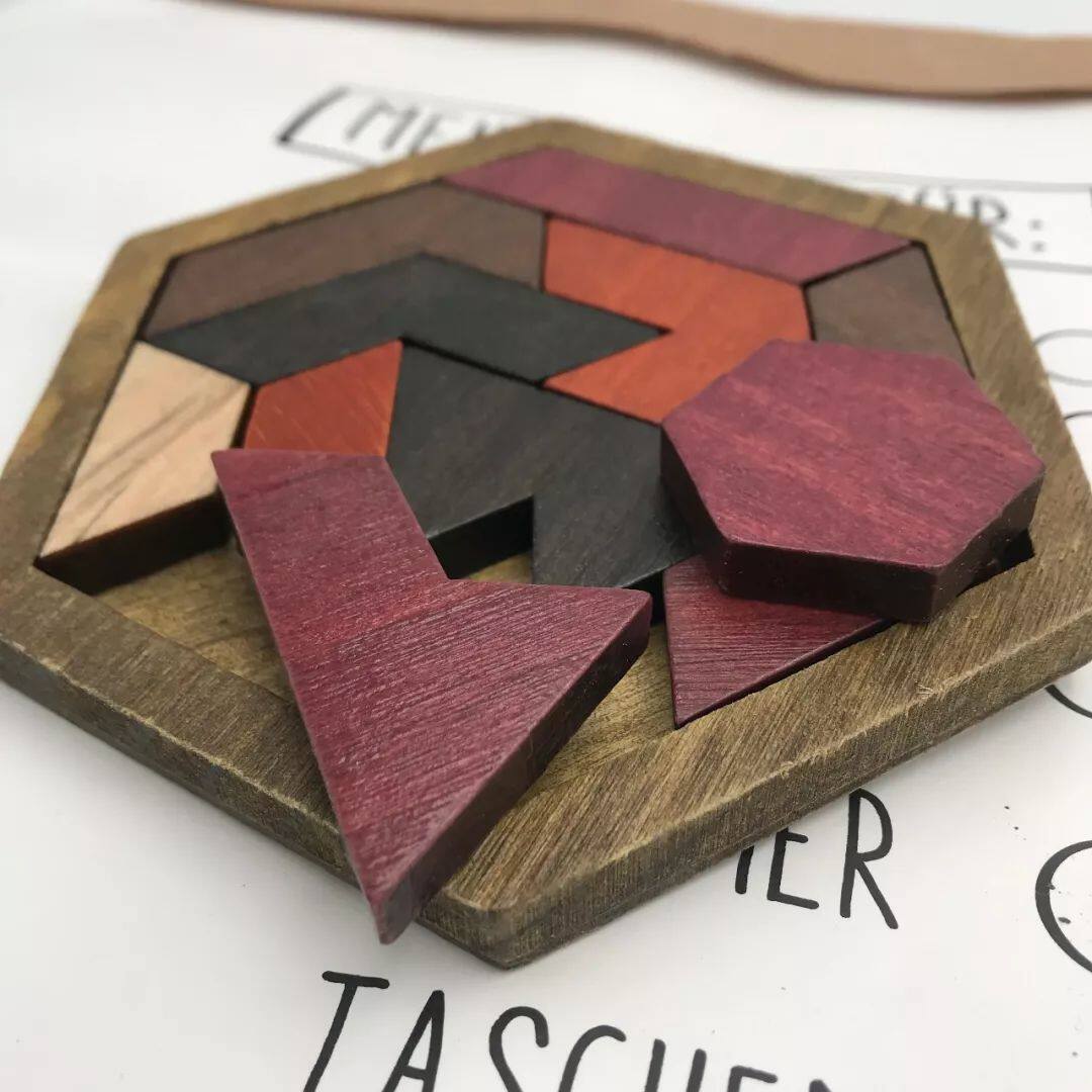 British tail single solid wood intelligence puzzle puzzle puzzle for children's puzzle brain leisure toy jigsaw puzzle