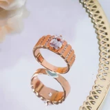 Золотое импортное кольцо, розовое золото, США, инкрустировано бриллиантами, микроинкрустация, золото 750 пробы