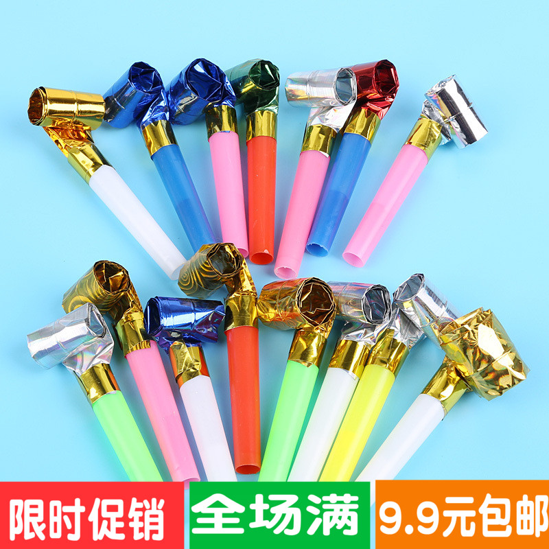 Creative children's small toys wholesale dragon whistle birthday party gift whistle baby whistle roll stall supply