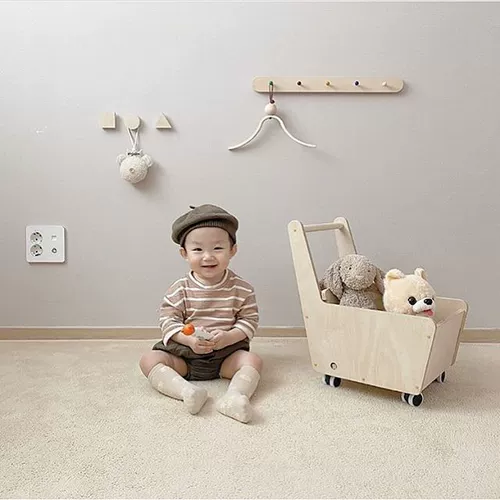 Ins ins Wind Корейская версия простых ветряных березовых досок, висящая швейная крыльца, сплошная деревянная стойка для детской комнаты декоративная камера реквизит камеры