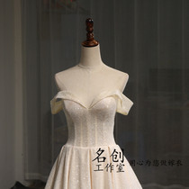 202021 Newstarry skymain wedding dress one-shoulder simple luxury trailing end dream little man