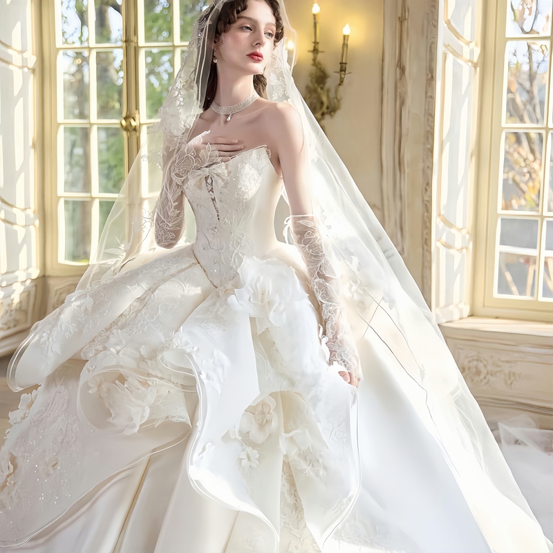 Moon Goddess Garland Strapless Wedding Dress 2026 New Style Bridal Long Train Vintage French Satin Main Gown Moon Goddess Garland Strapless Wedding Dress 2026 New Style Bridal Long Train Vintage French Satin Main Gown