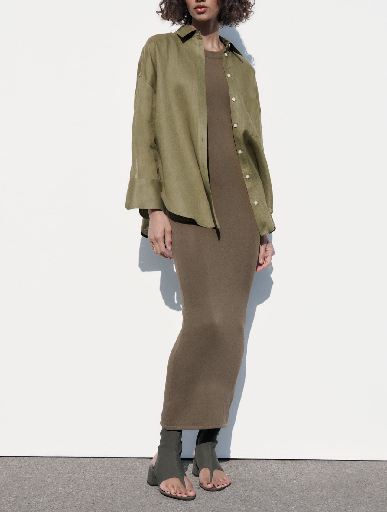 315g Weight Long Sleeve Sleeve Length Single Breasted Placket Type Regular Sleeve Sleeve Type Cotton and Linen Fabric Type Long Top Length Blouse Tops Type Daily Occasion Shirt Collar Neckline Loose Fit Type Solid Color Pattern Summer, Spring Season Women's Gender Casual Style Wholesale Women's Casual Solid Color Long Sleeve Blouses 18
