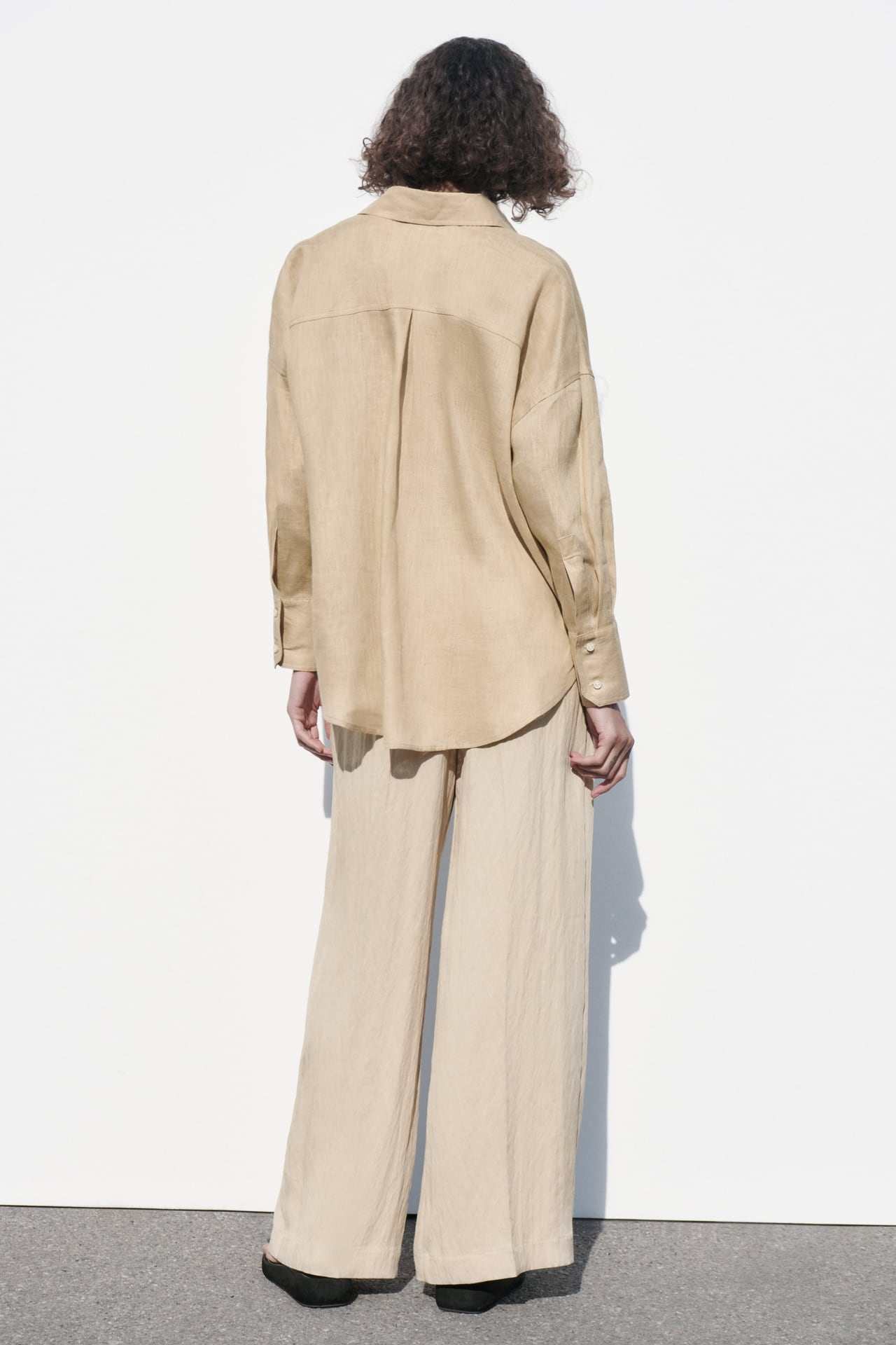 315g Weight Long Sleeve Sleeve Length Single Breasted Placket Type Regular Sleeve Sleeve Type Cotton and Linen Fabric Type Long Top Length Blouse Tops Type Daily Occasion Shirt Collar Neckline Loose Fit Type Solid Color Pattern Summer, Spring Season Women's Gender Casual Style Wholesale Women's Casual Solid Color Long Sleeve Blouses 16